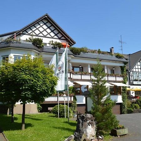 Hotel "Woiler Hof" Garni Eslohe Exteriör bild