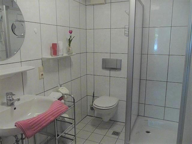 Hotel "Woiler Hof" Garni Eslohe Exteriör bild